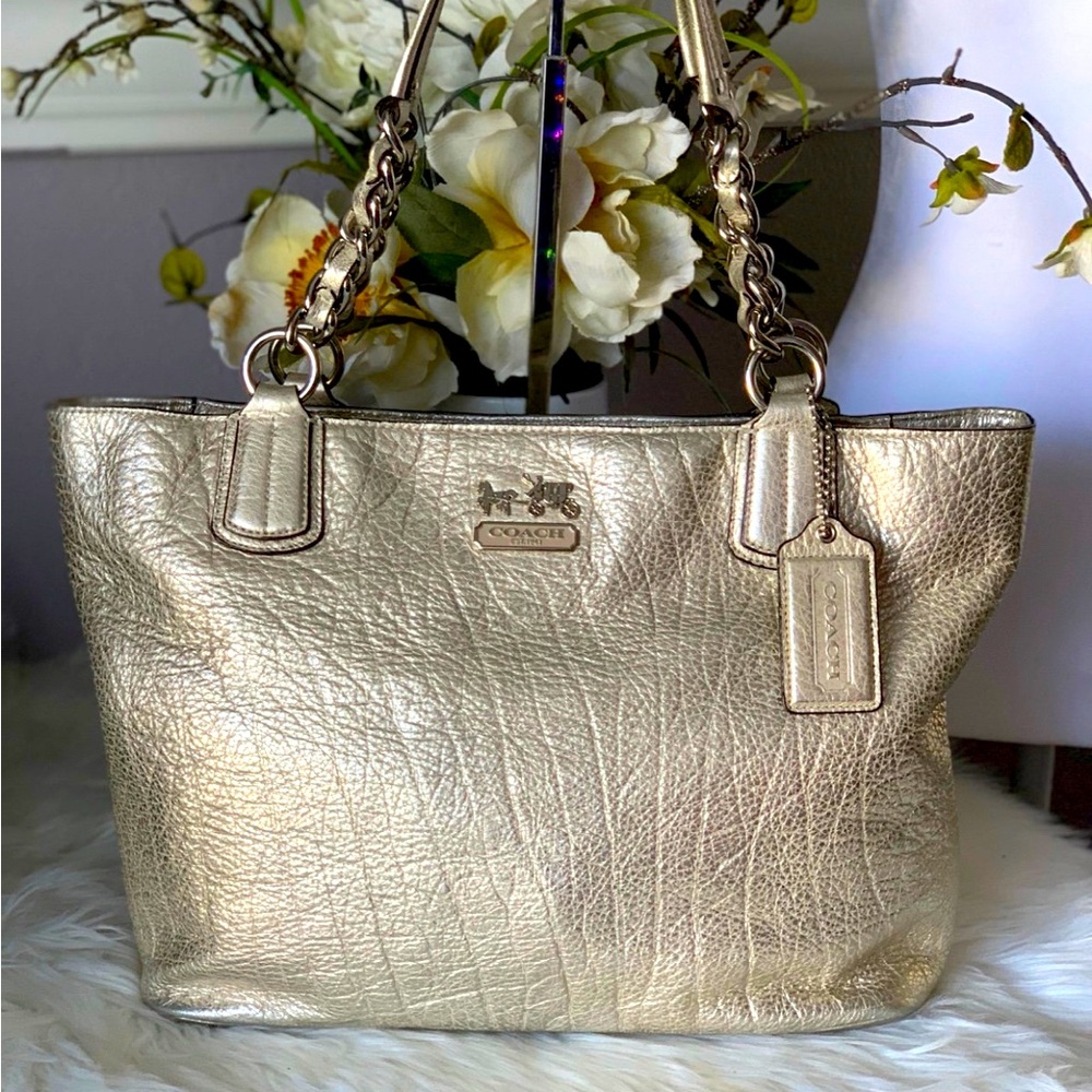 RARE Coach Madison Colette Tote Shoulder Bag LMT Edition Retired “ HARD TO FIND”